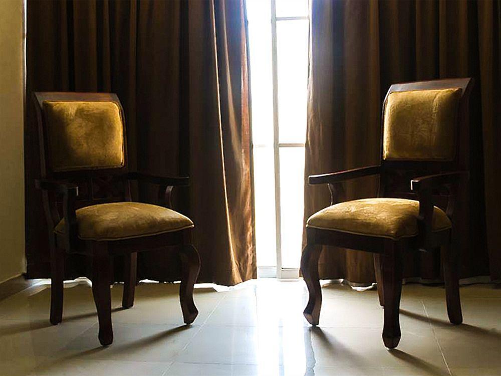 Hotel Luis V Санто-Доминго Экстерьер фото